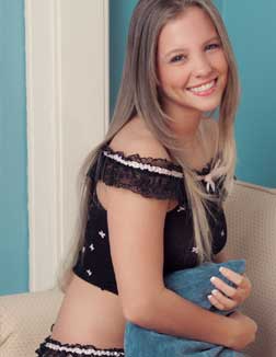 lavnya 22 year female call girls in Bandra