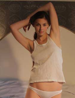 ravina 22 year female call girls in Bandra